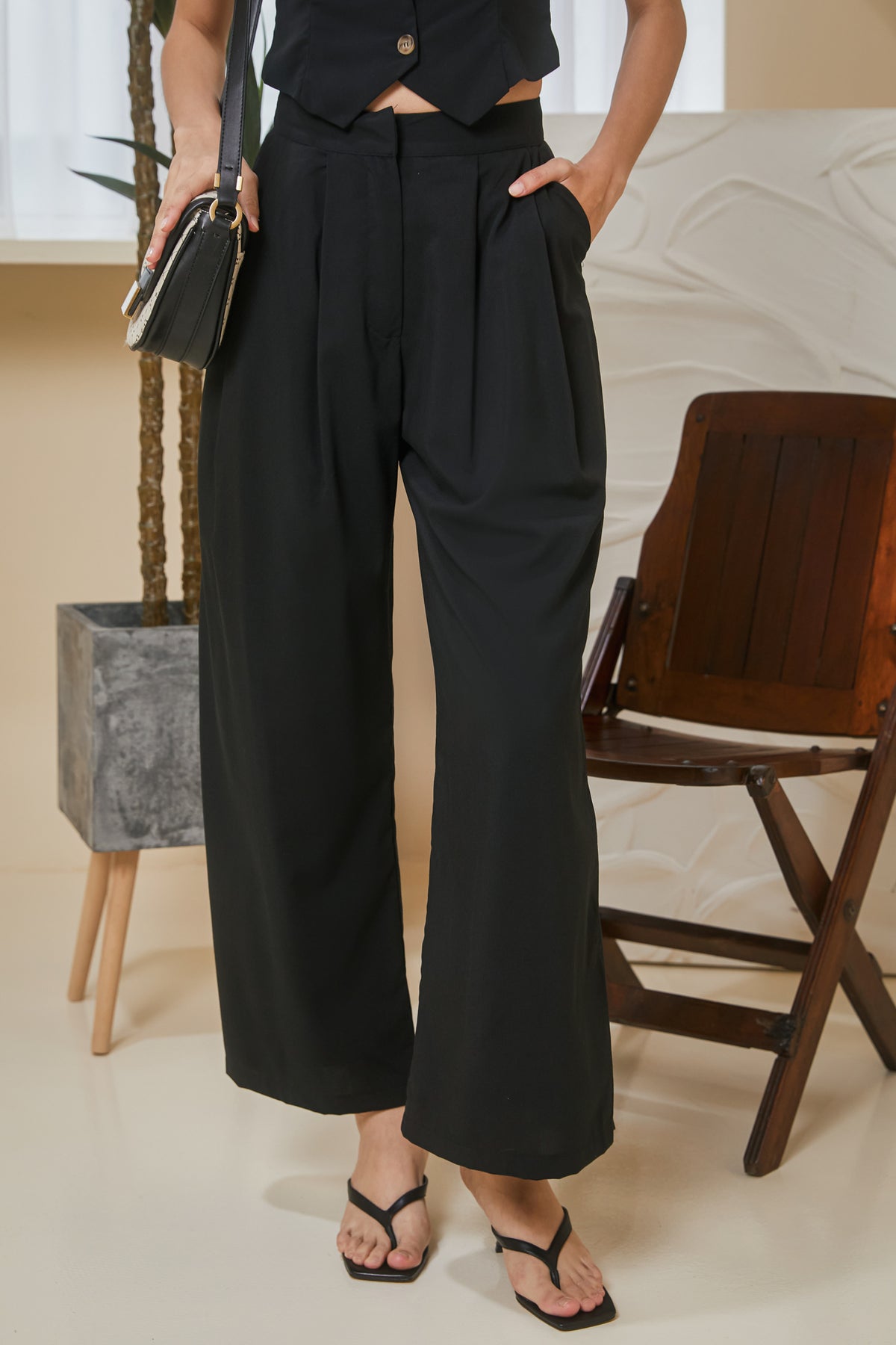 Workaholic Pants in Black