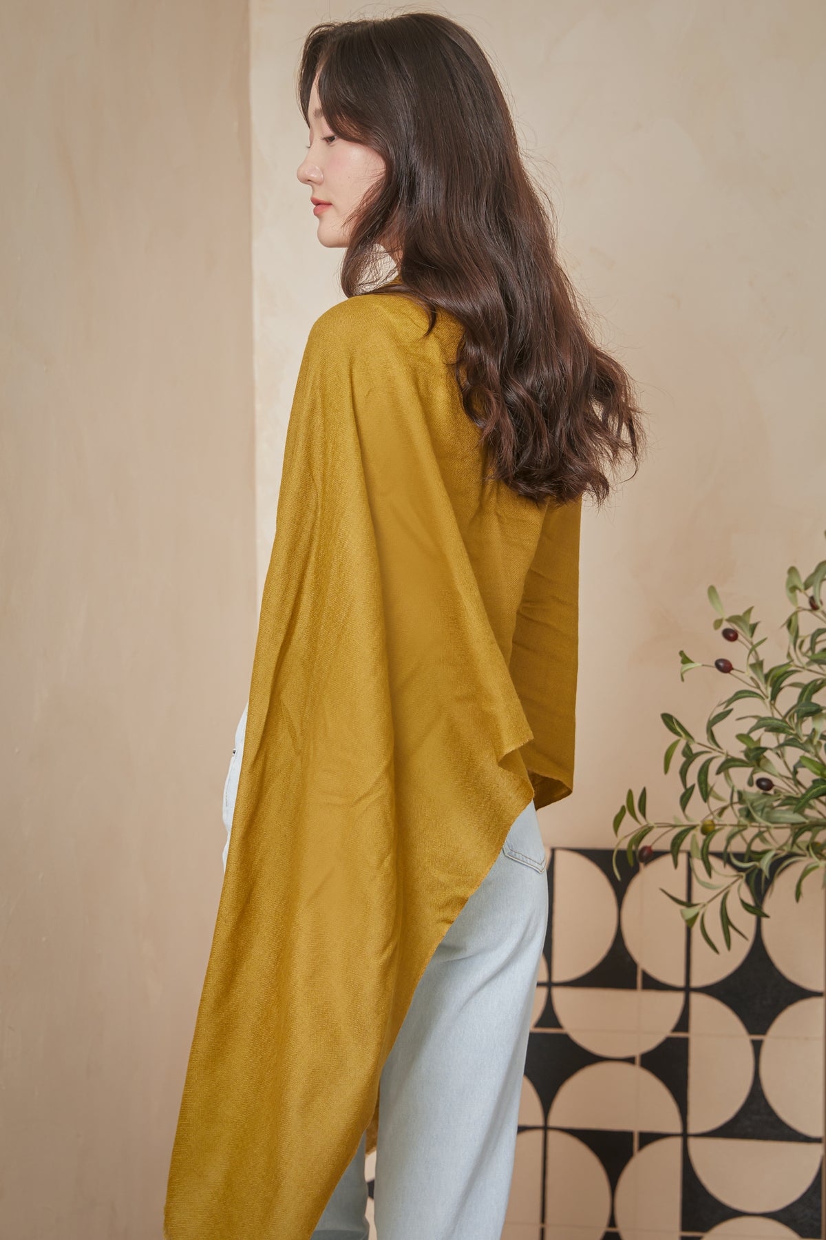 Luxe Cashmere Shawl in Dark Mustard