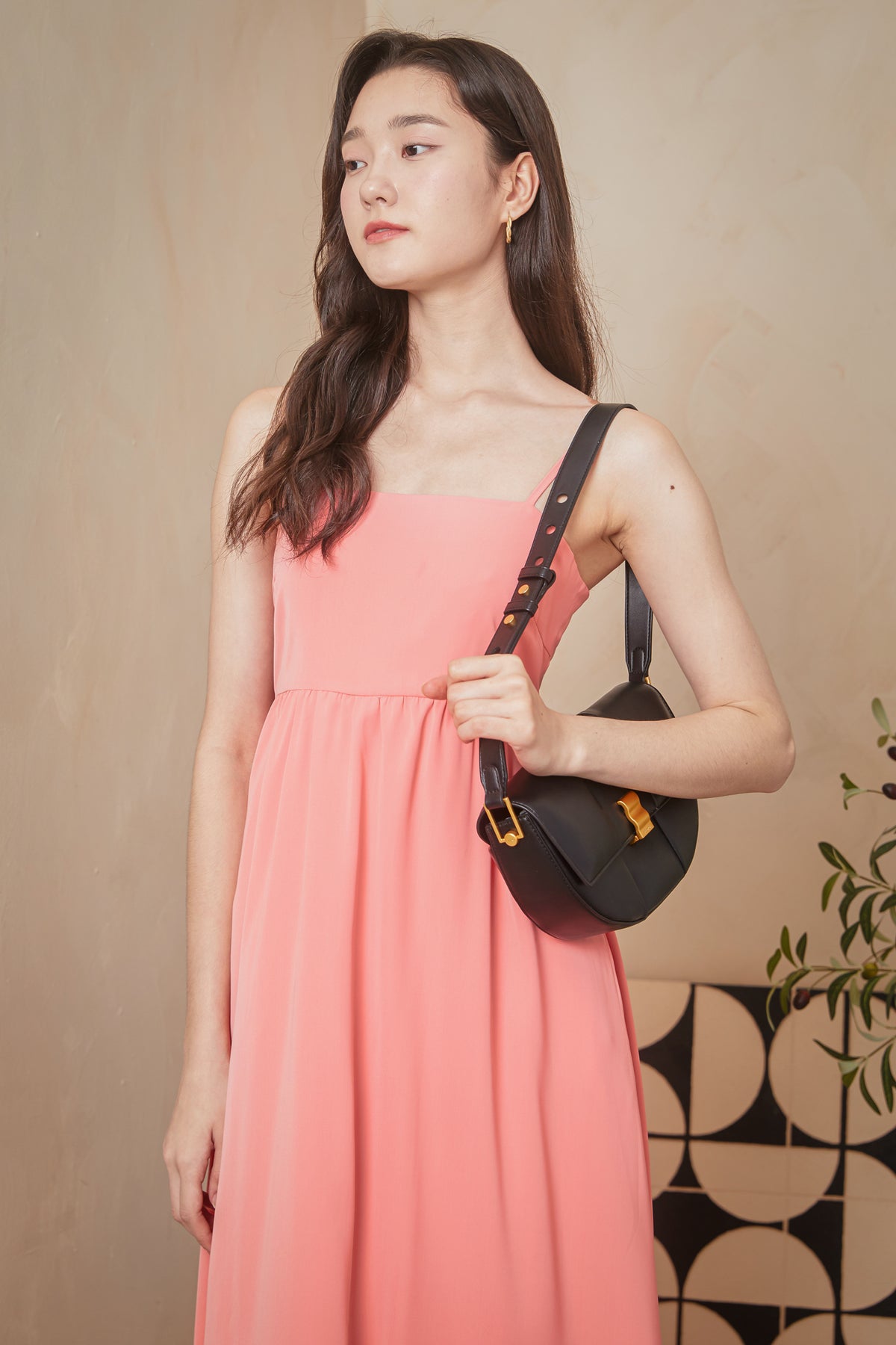 Plain Strappy Midi Dress in Peach
