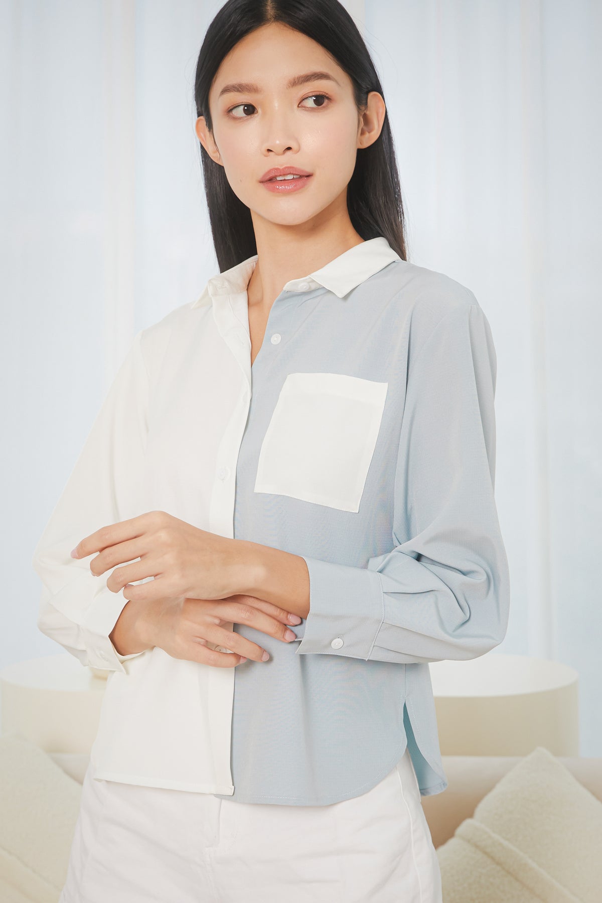 Contrast Pocket Shirt in White Sky