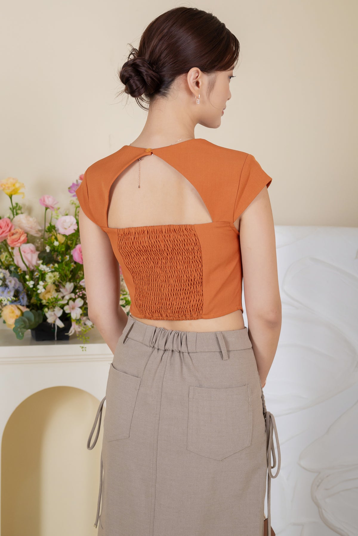 Trapeze Cut-Out Top in Apricot