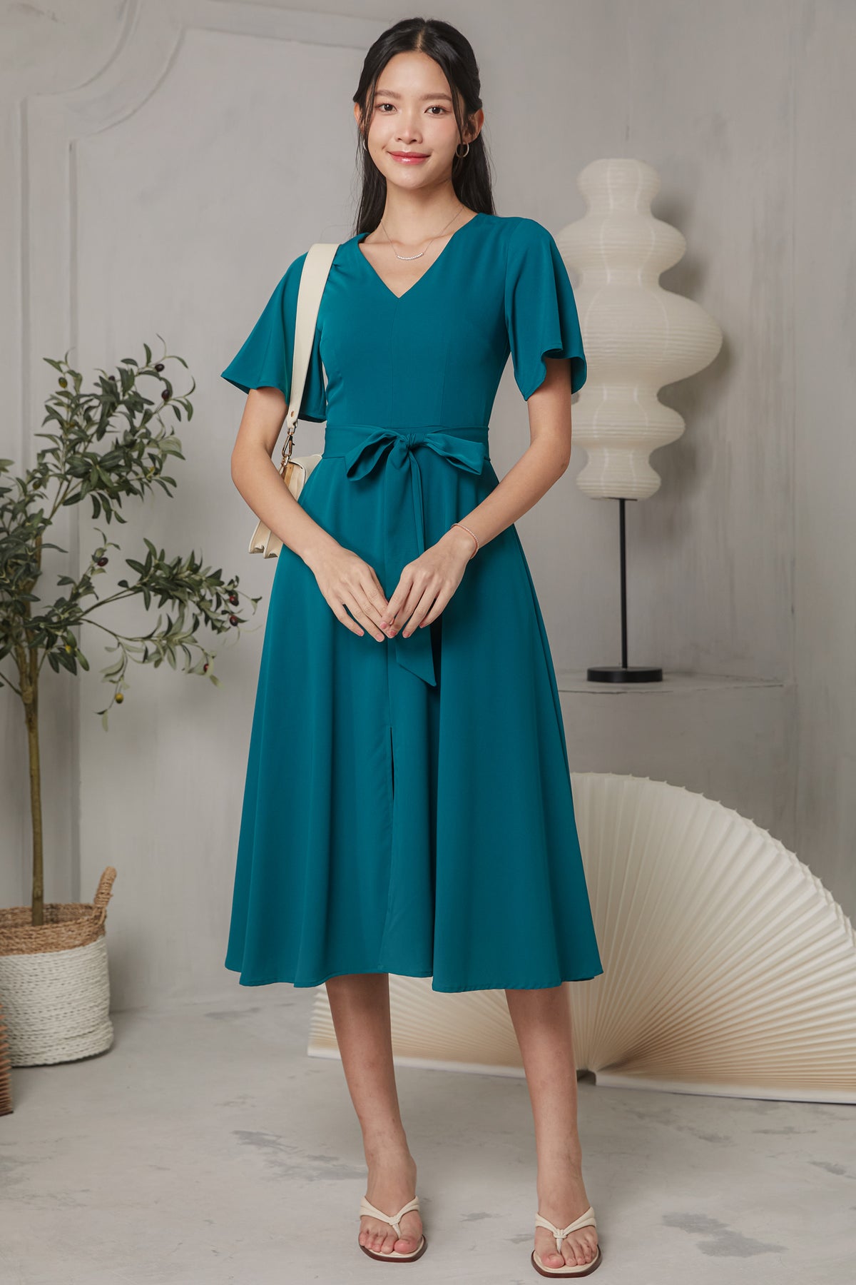Flutter Sleeve V-Neck Flare Dress in Emerald