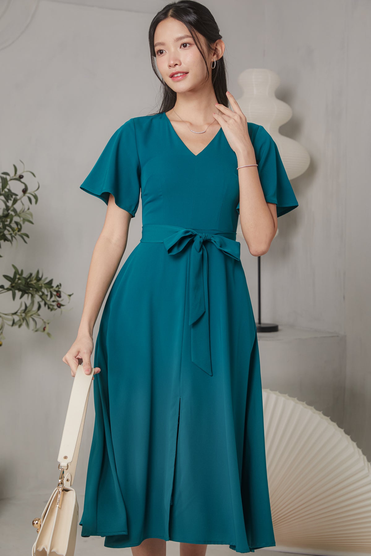 Flutter Sleeve V-Neck Flare Dress in Emerald