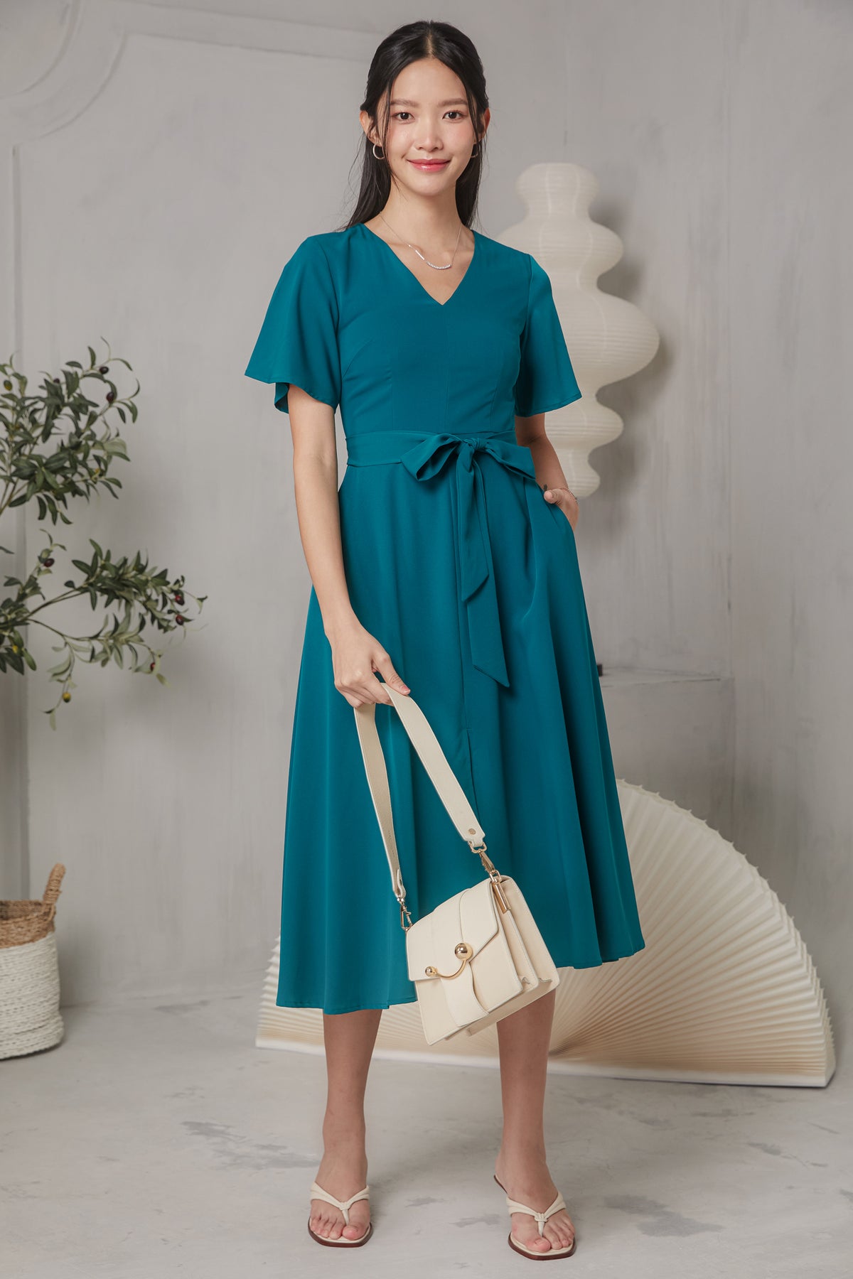 Flutter Sleeve V-Neck Flare Dress in Emerald