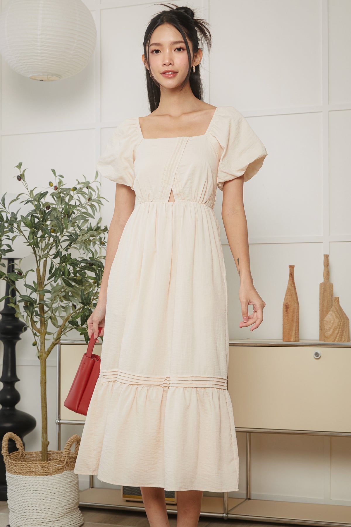 Origami Pleat Pouf Sleeve Dress in Cream