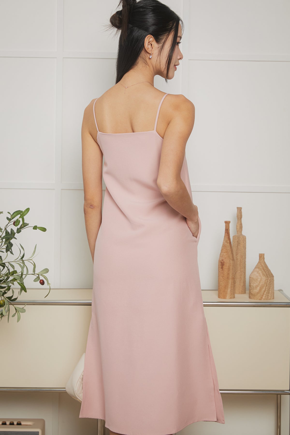 Two-Way Side Slits Strappy Dress in Pink