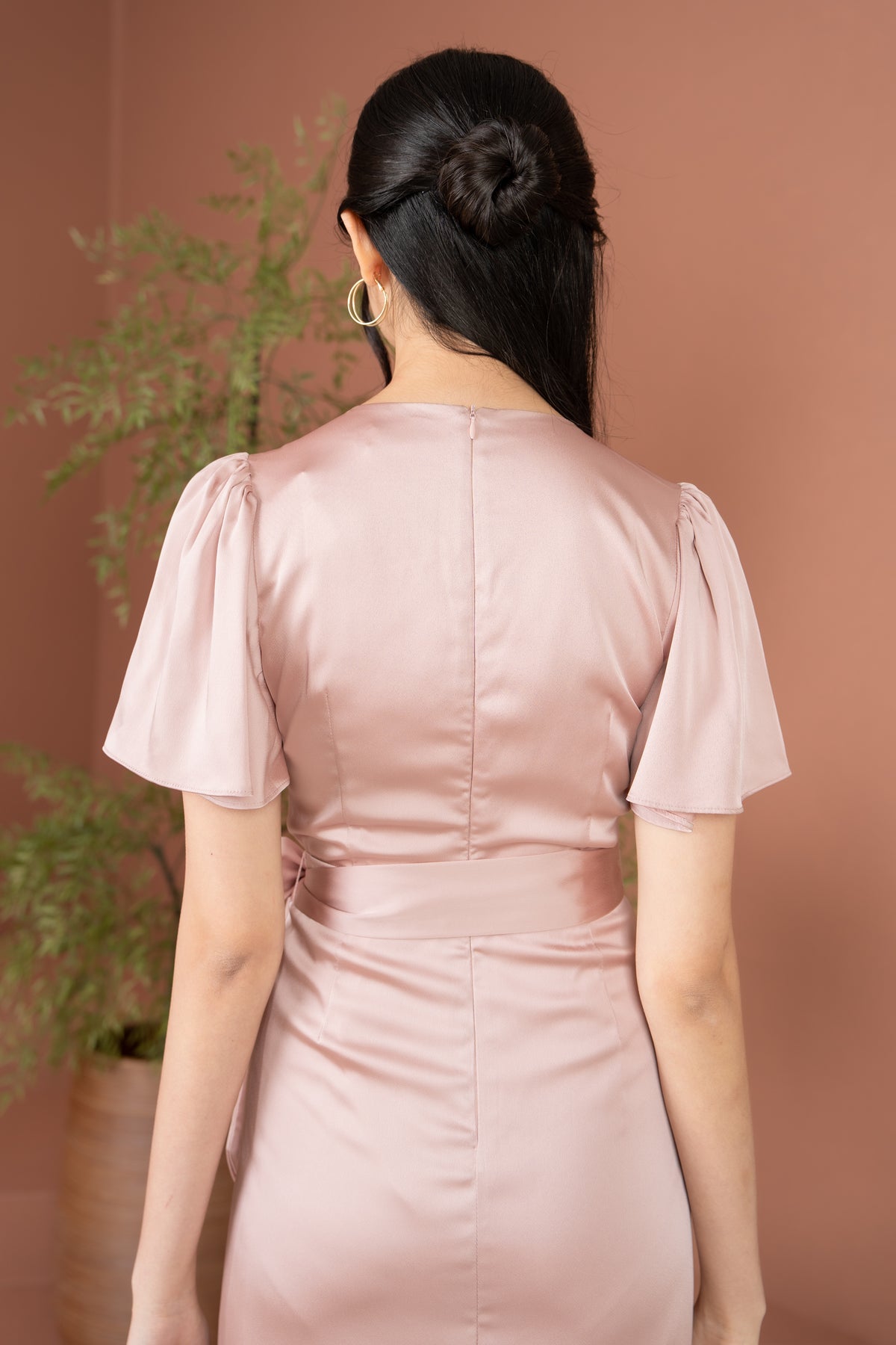 Aurora Flutter Sleeves Tulip Dress in Pink