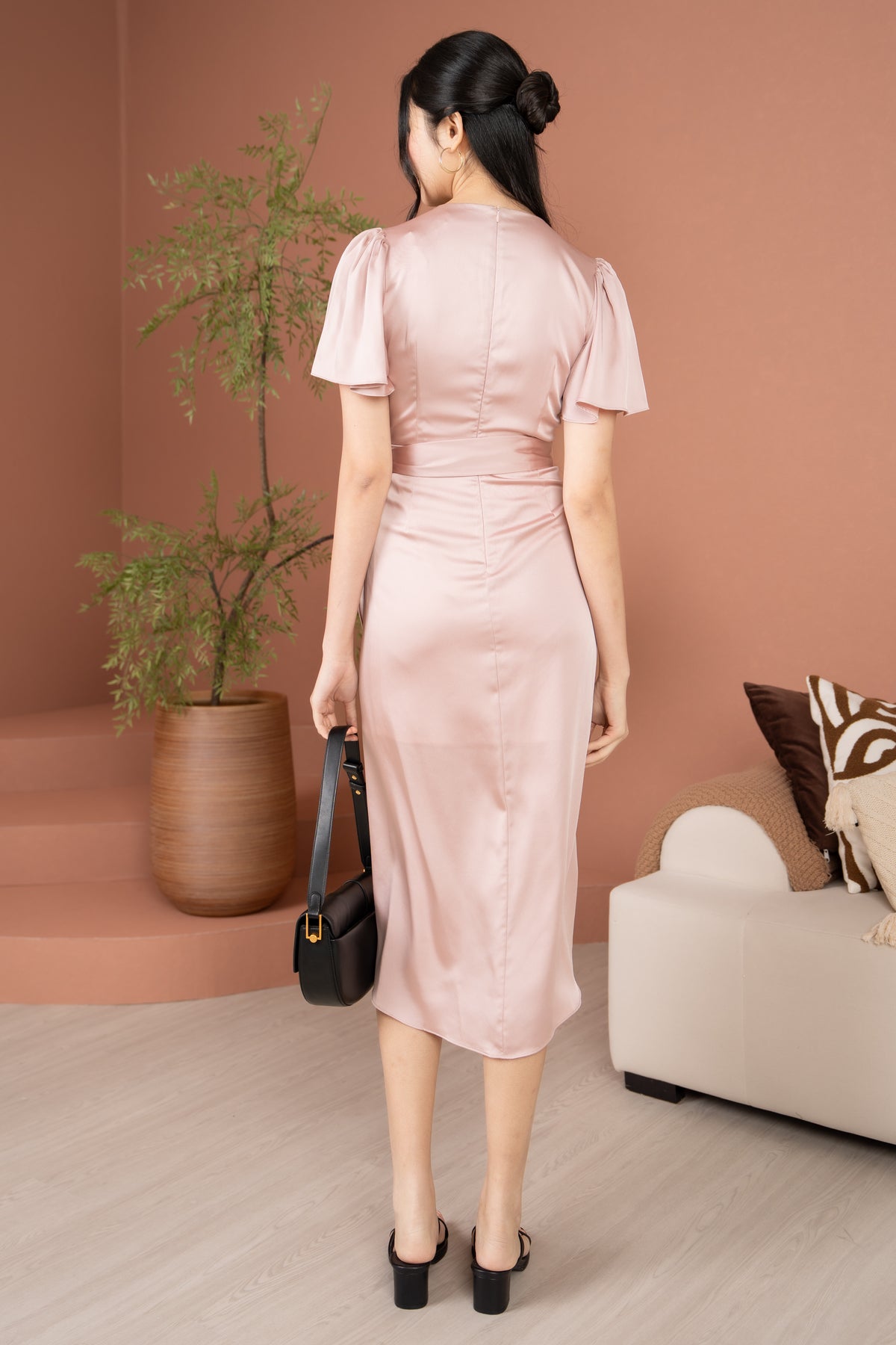 Aurora Flutter Sleeves Tulip Dress in Pink