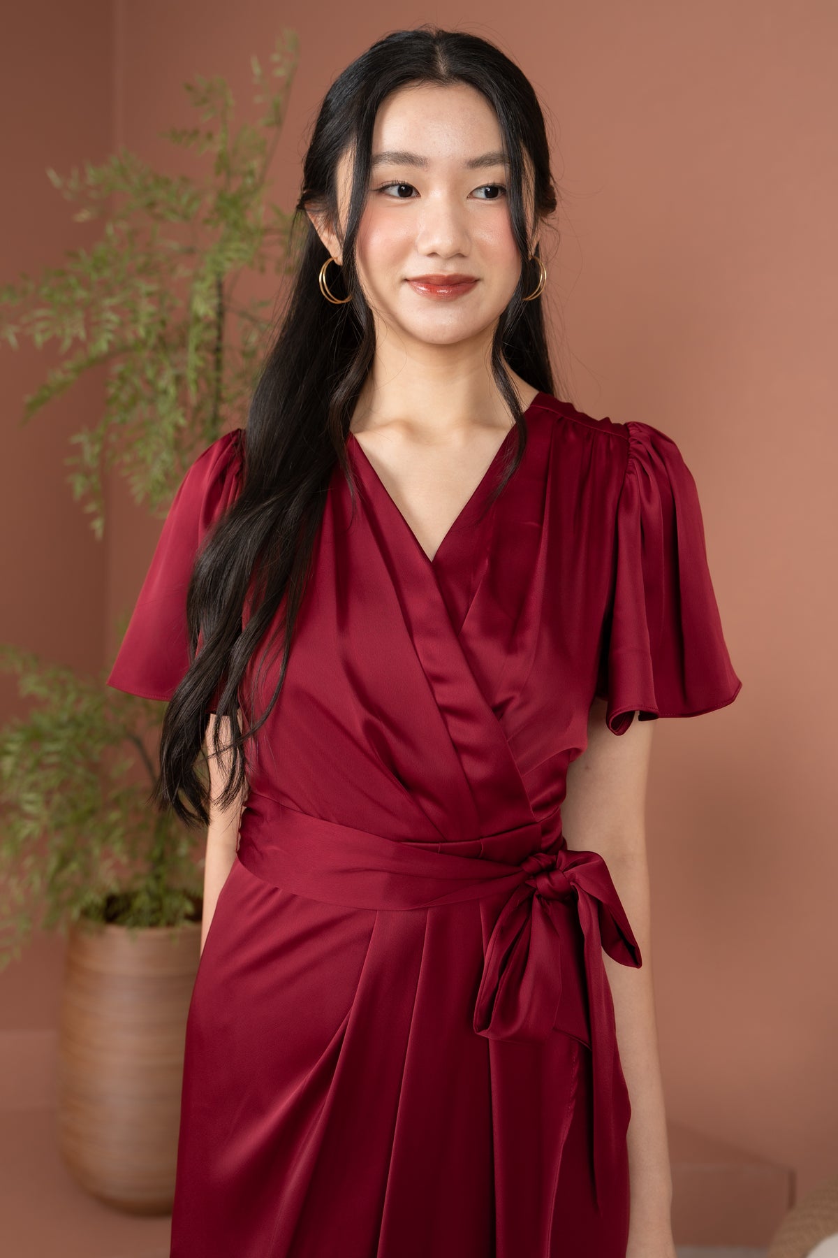 Aurora Flutter Sleeves Tulip Dress in Wine
