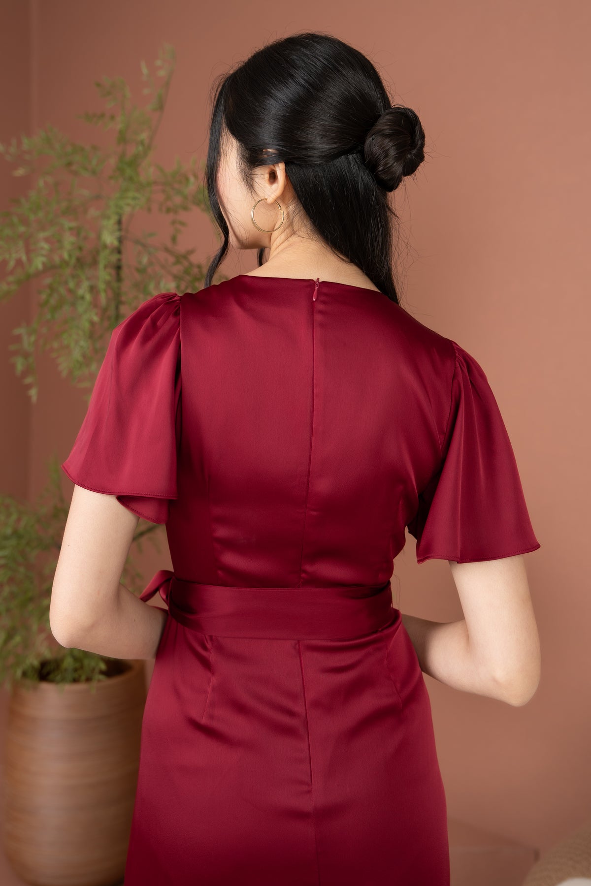 Aurora Flutter Sleeves Tulip Dress in Wine