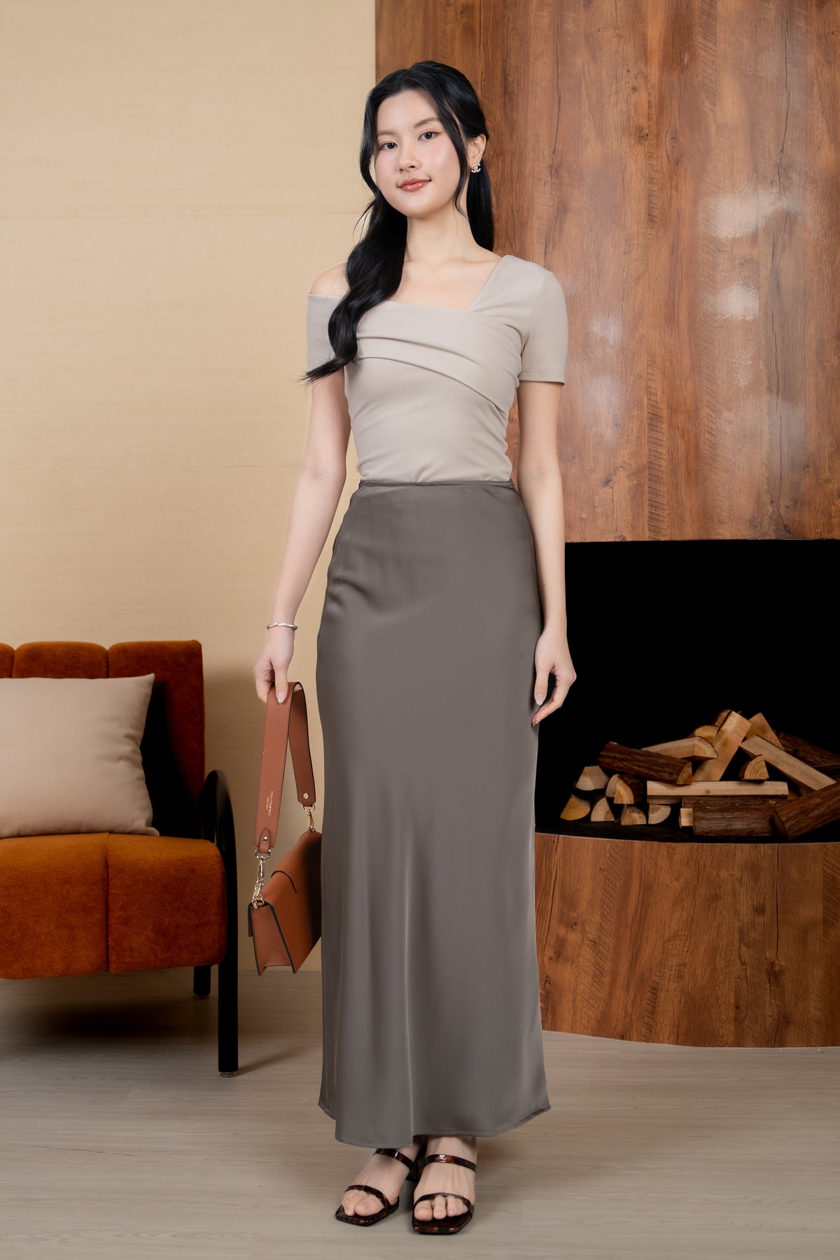 Irregular Sleeves Top in Beige
