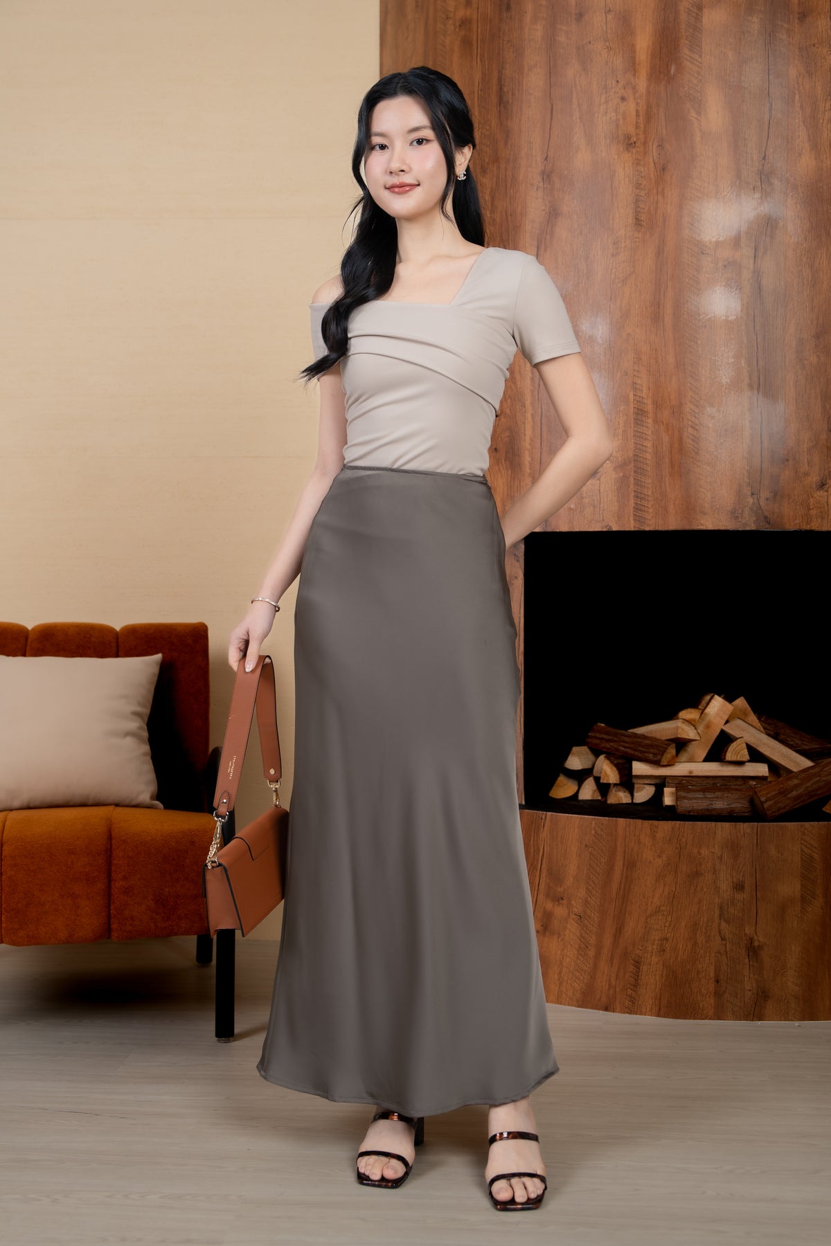 Irregular Sleeves Top in Beige