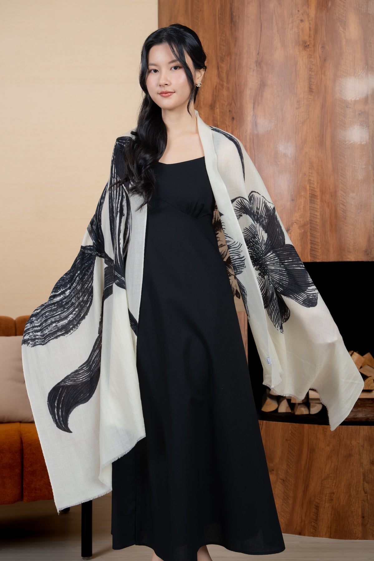 Luxe Cashmere Shawl in Hibiscus Print