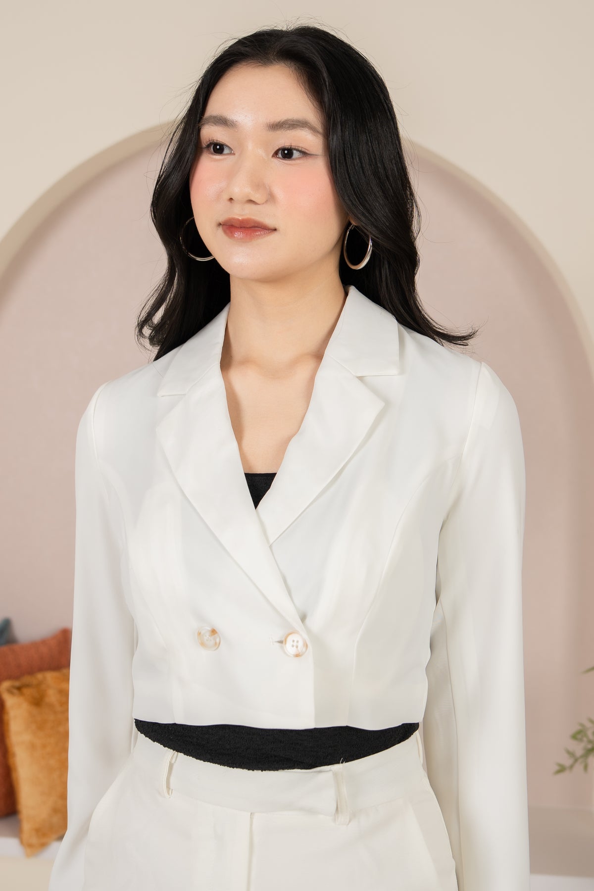 Ava Cropped Blazer in White