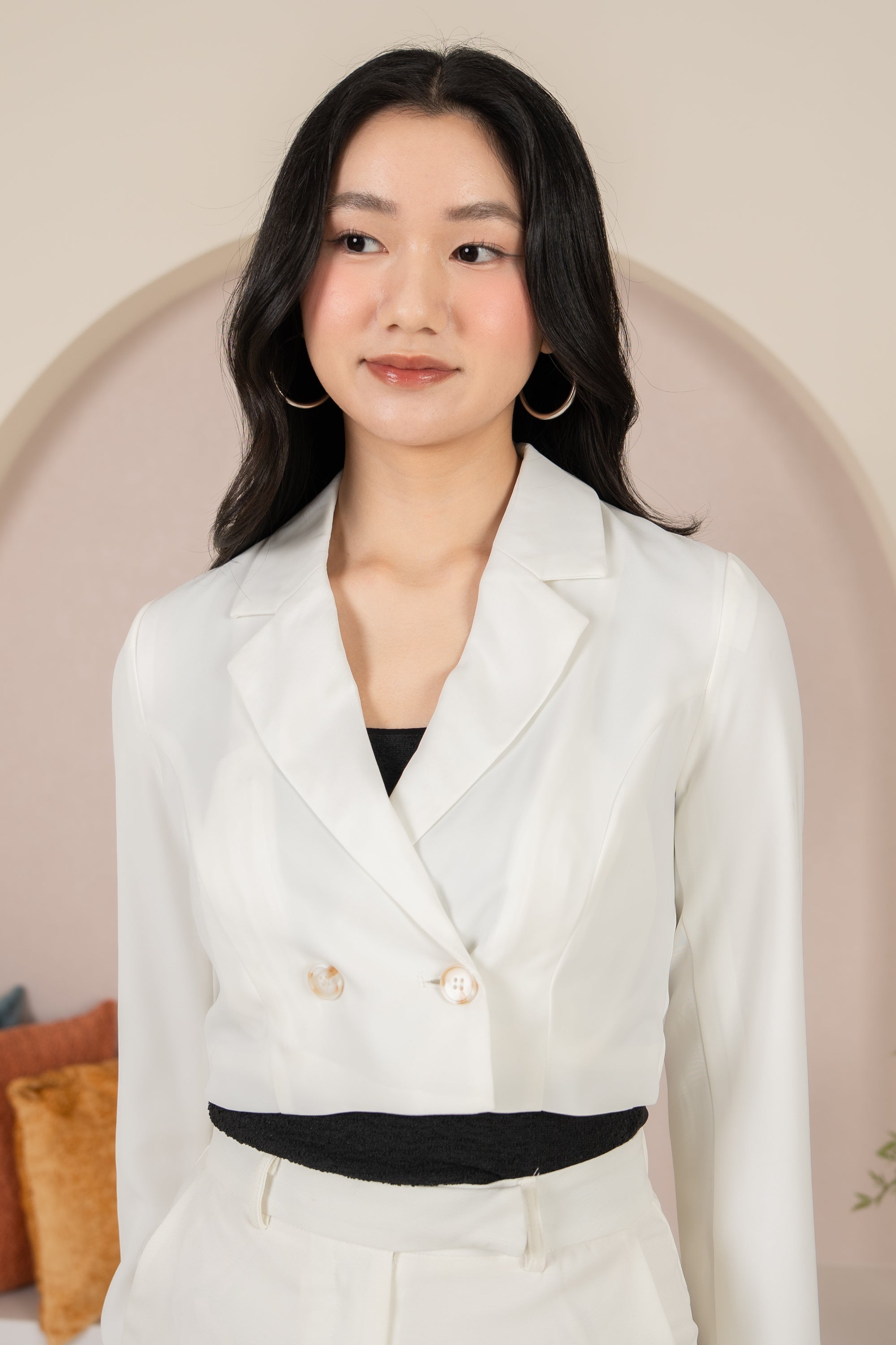 Ava Cropped Blazer in White