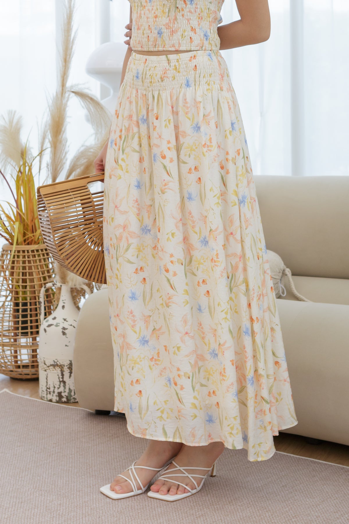 Kathy Smocked Waist Skirt in Floral
