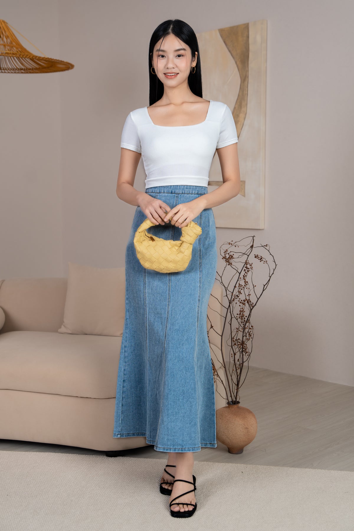 Scoop-Back Ribbed Cropped Top in White