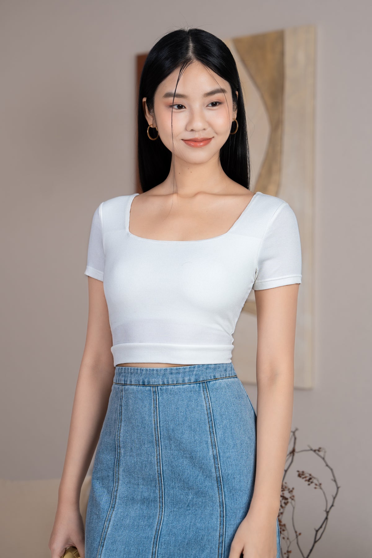 Scoop-Back Ribbed Cropped Top in White