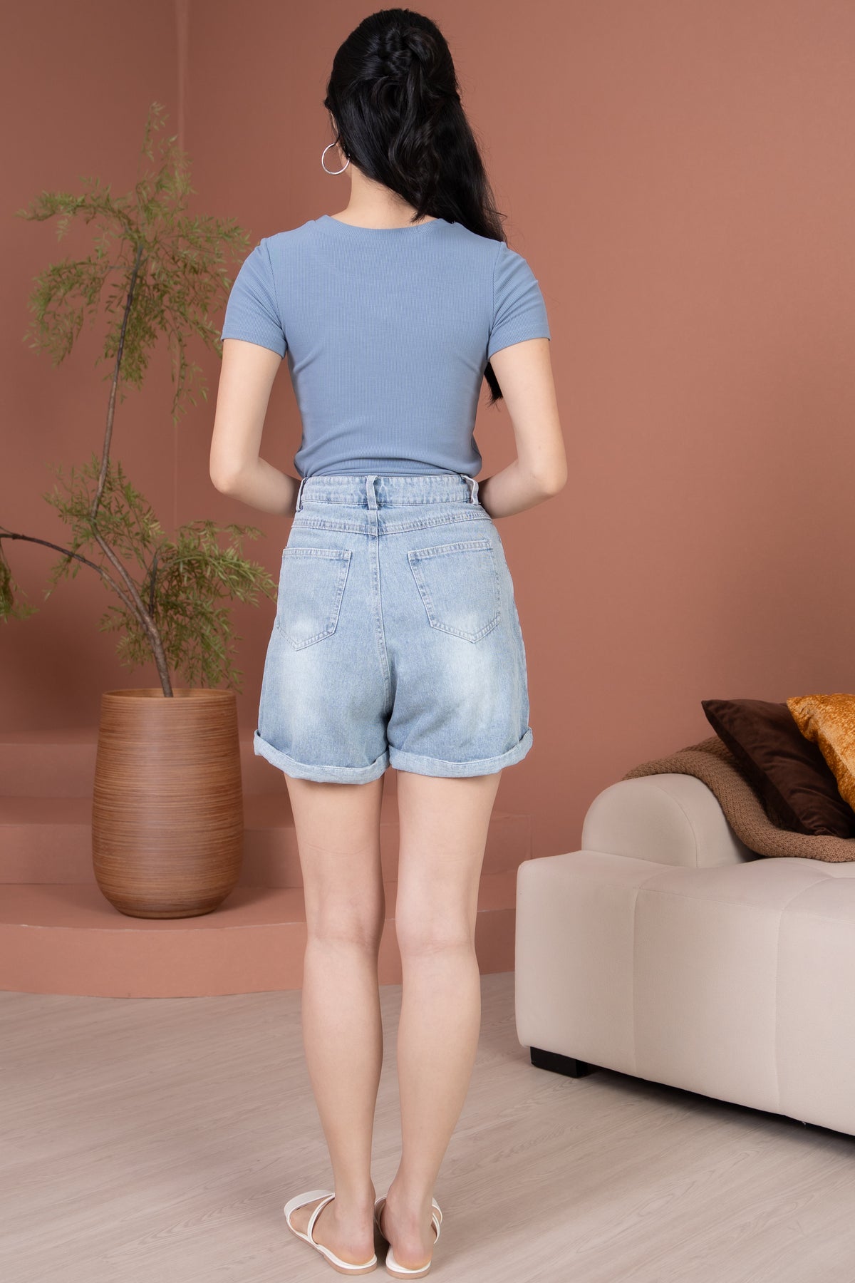 Basic Ribbed Tee in Blue