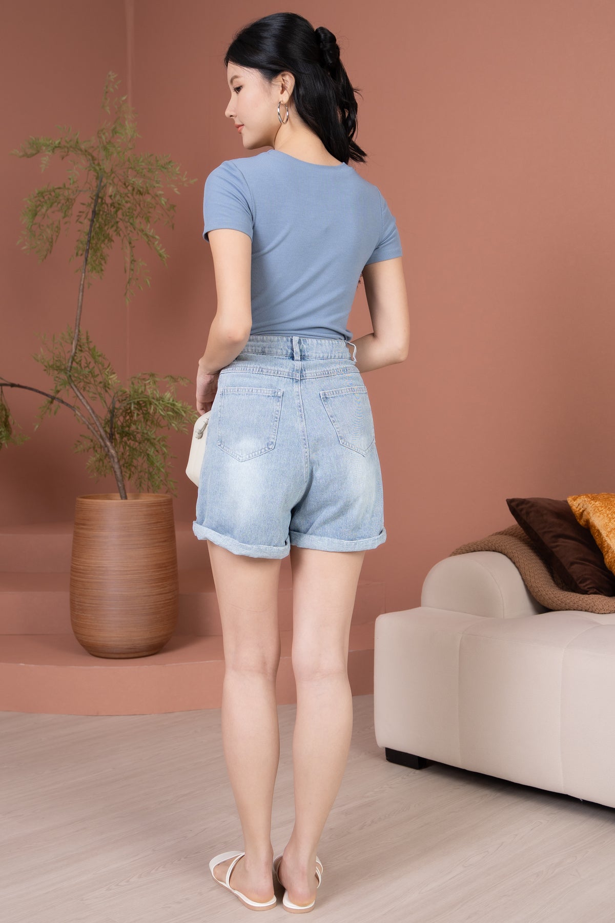 Basic Ribbed Tee in Blue