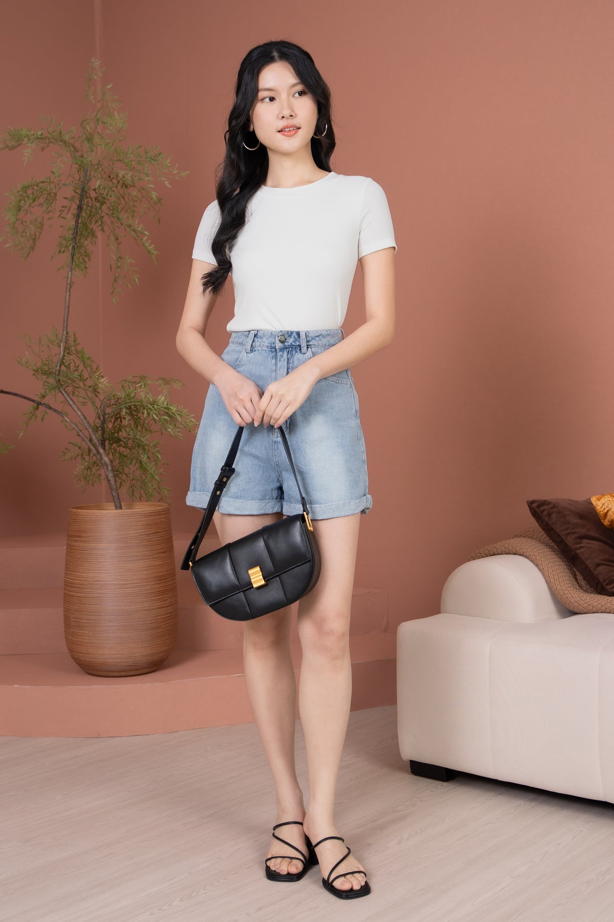 Basic Ribbed Tee in White