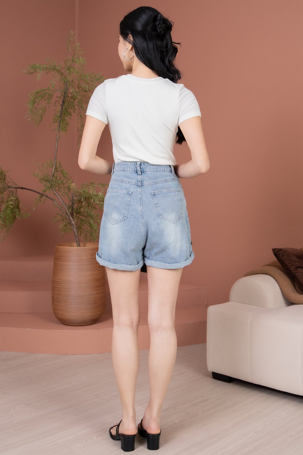 Basic Ribbed Tee in White