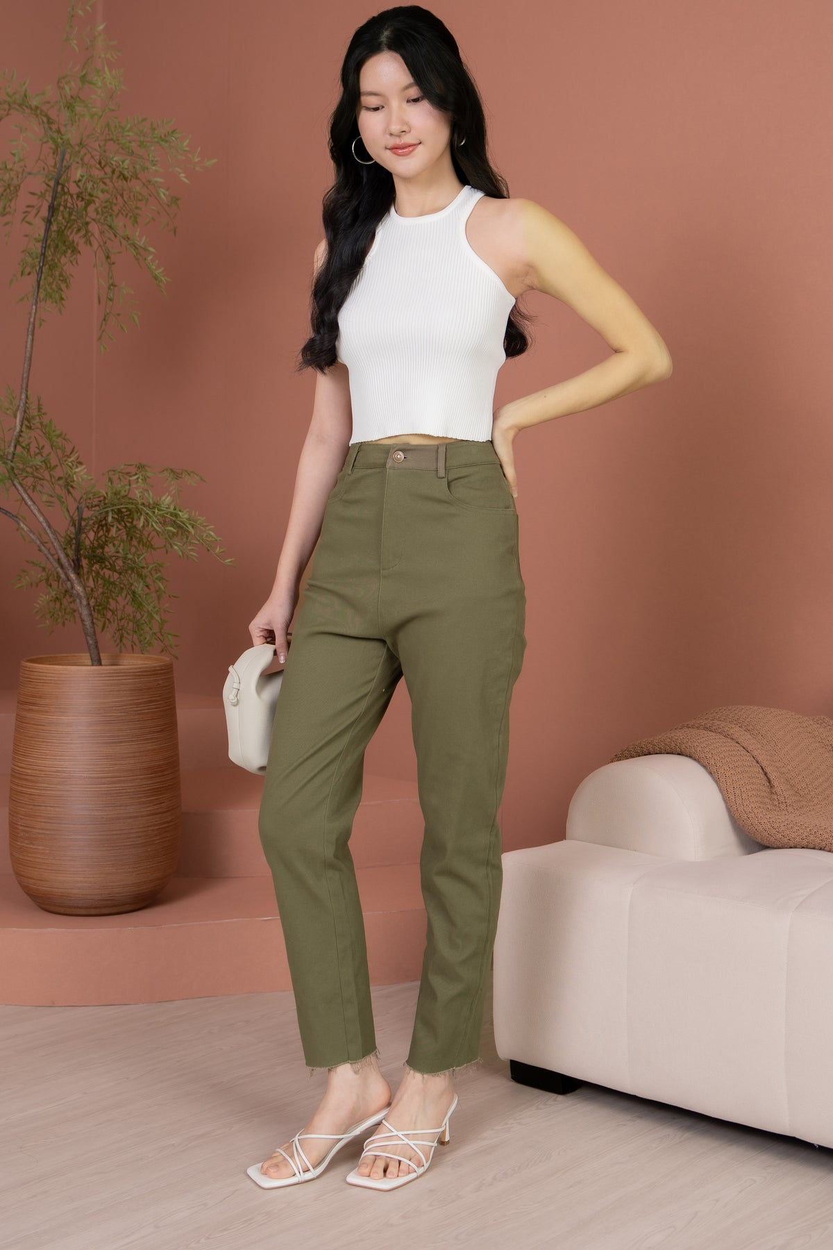 Simone High-Waisted Raw Hem Jeans in Olive