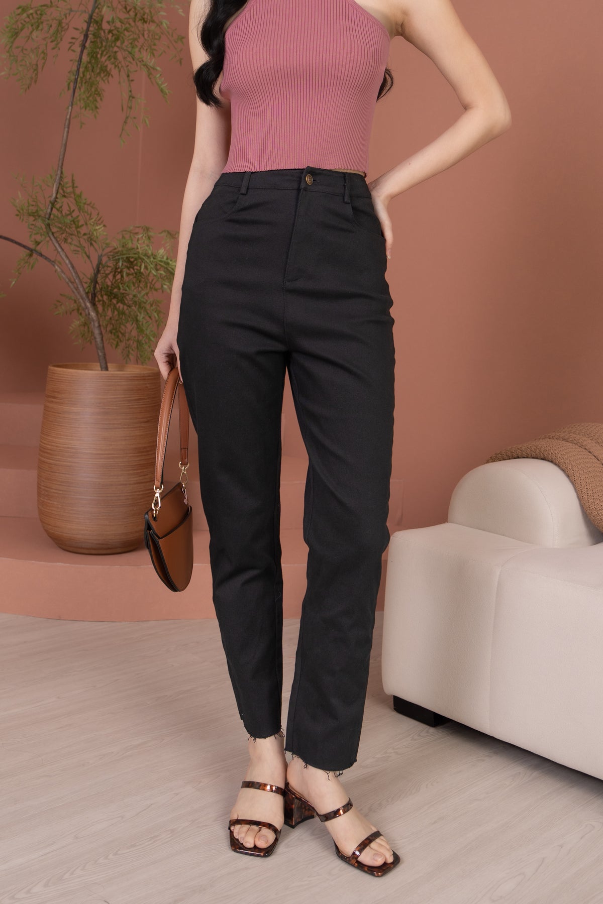 Simone High-Waisted Raw Hem Jeans in Black