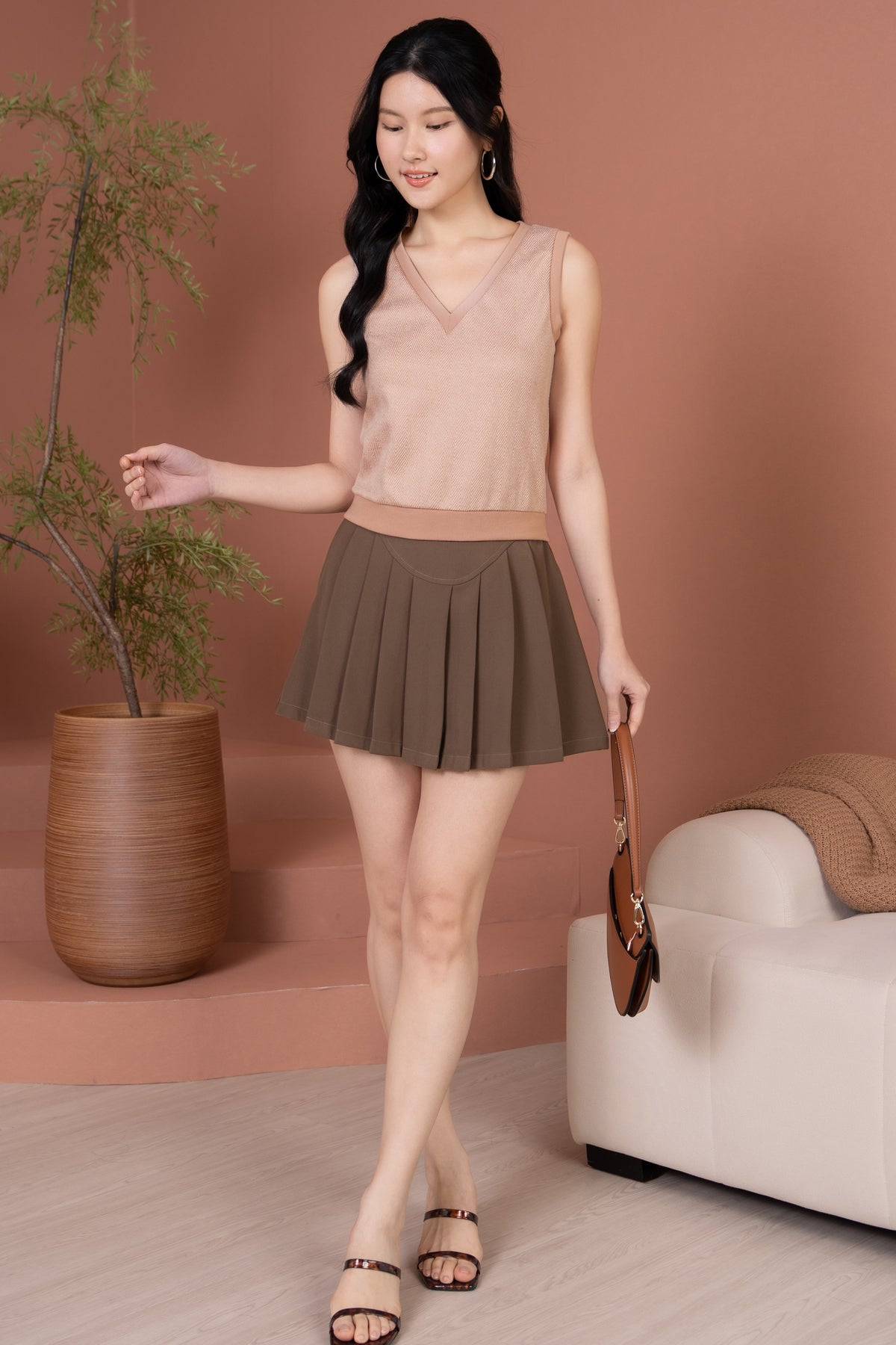 Wynter V-Neck Knit Vest in Pink