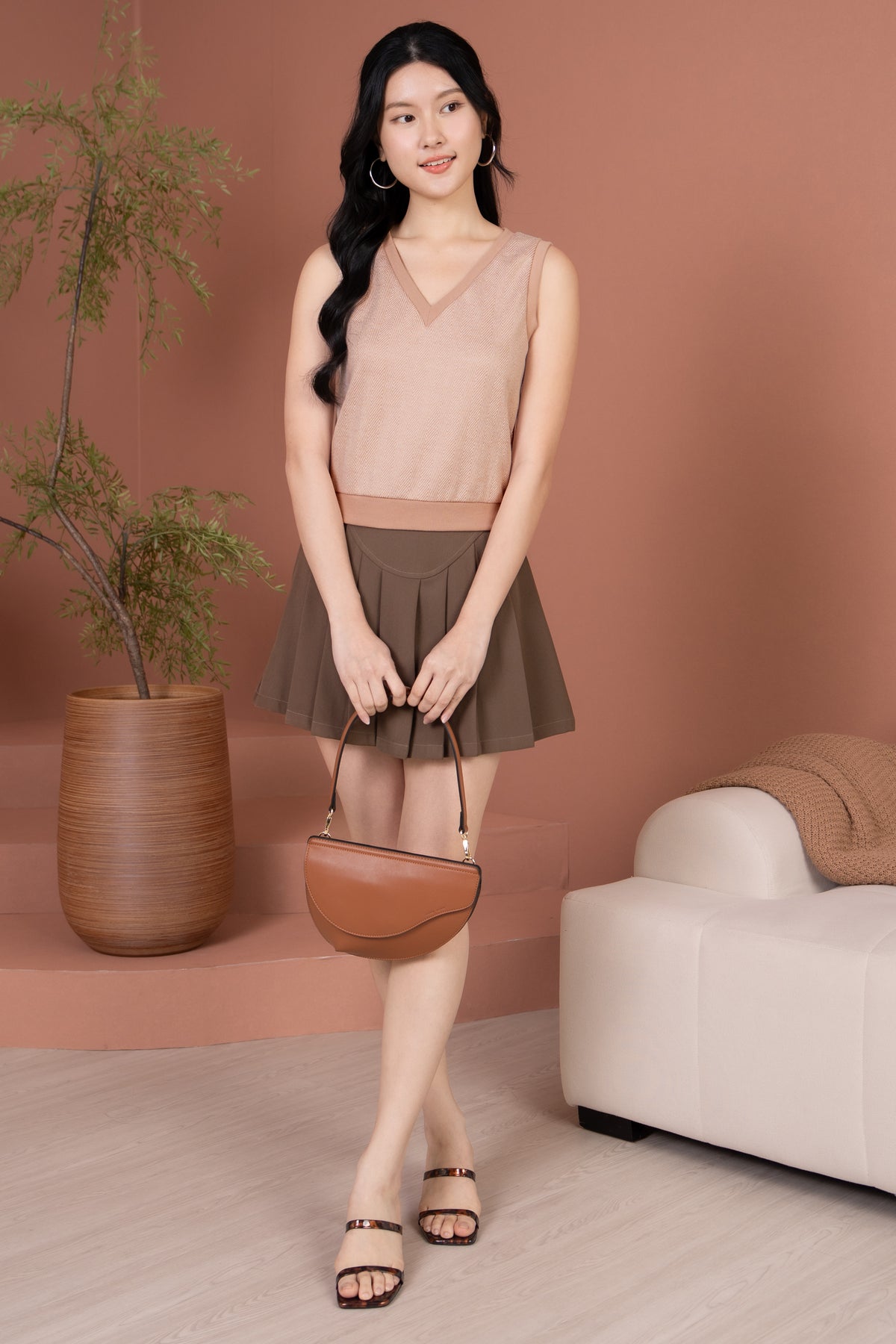 Wynter V-Neck Knit Vest in Pink