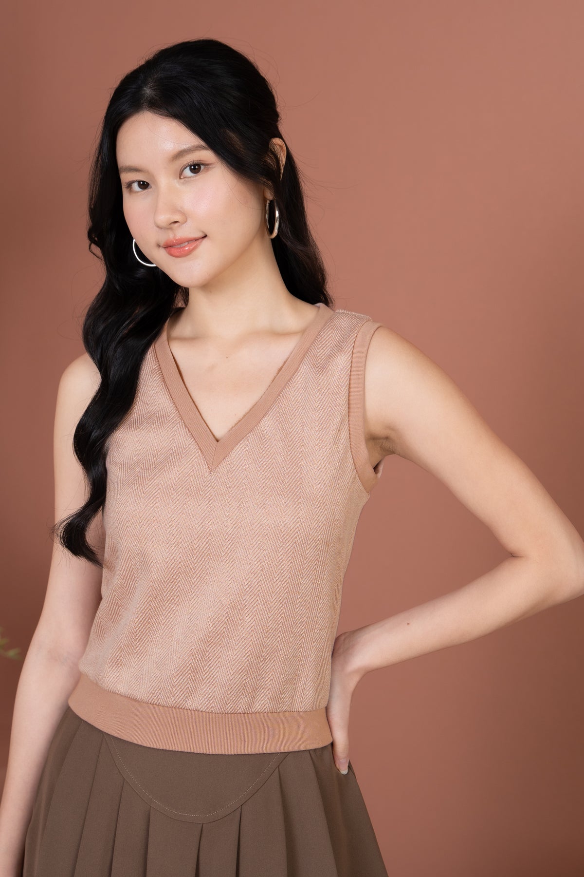 Wynter V-Neck Knit Vest in Pink