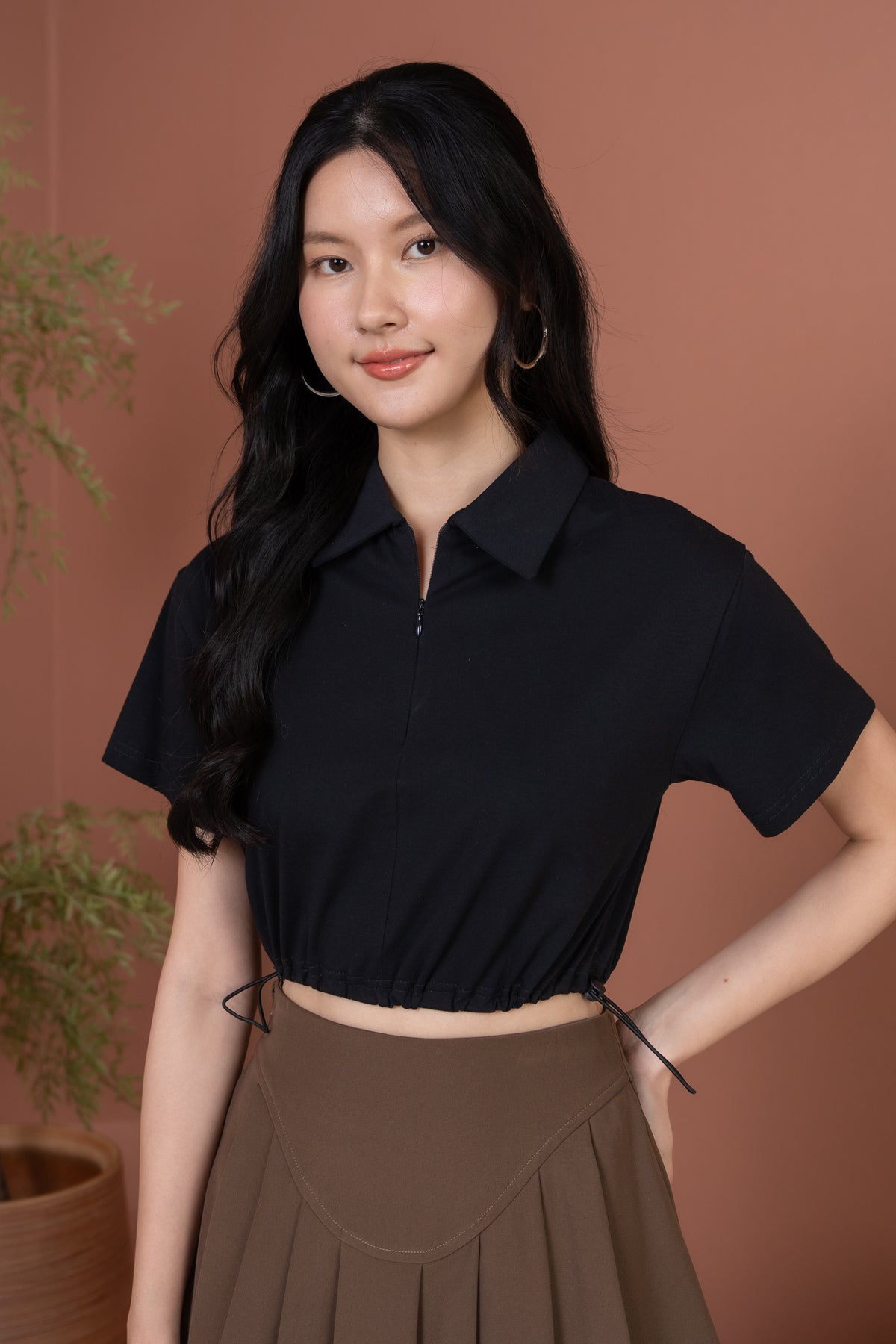 Brooke Zipper Collar Top in Black