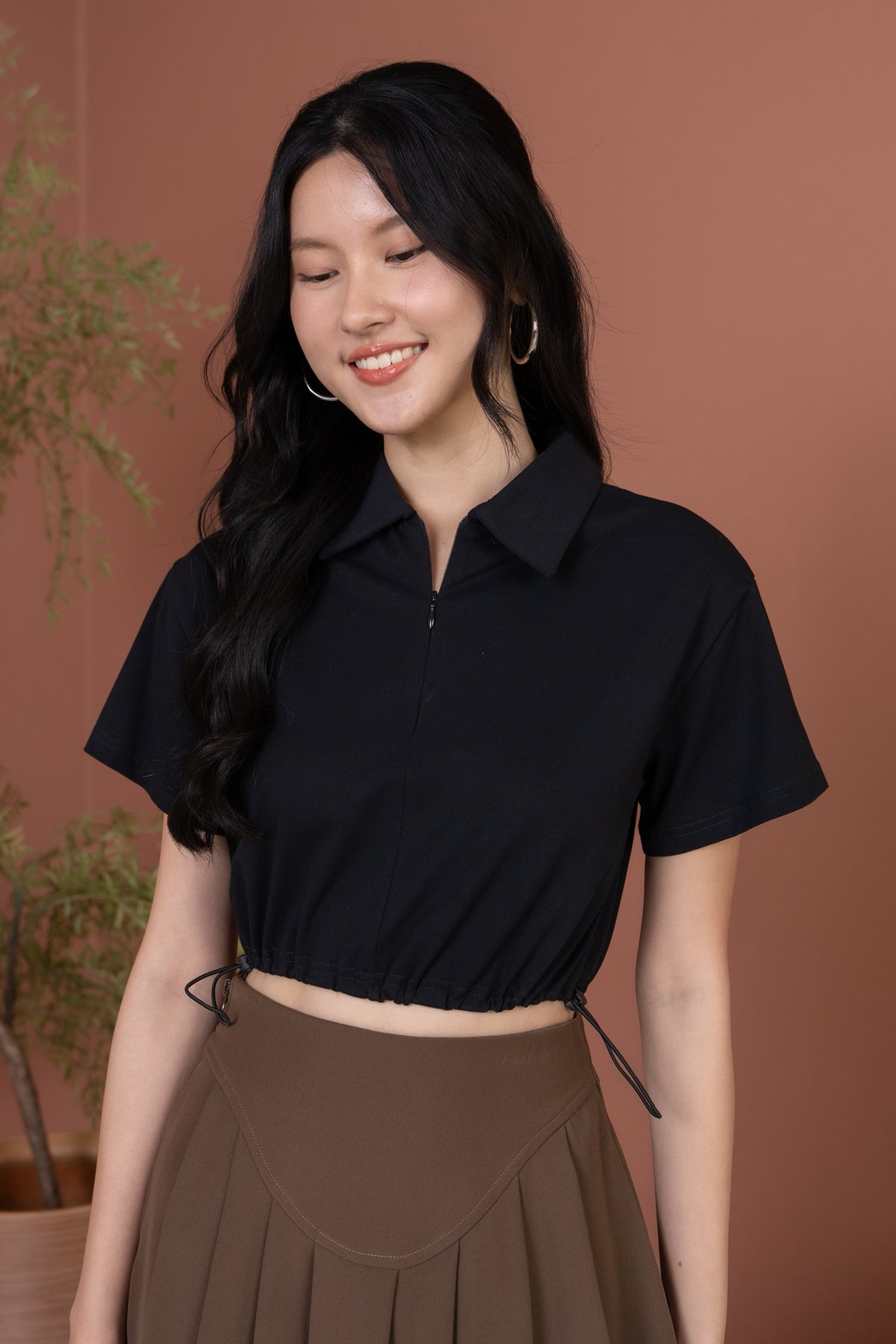 Brooke Zipper Collar Top in Black