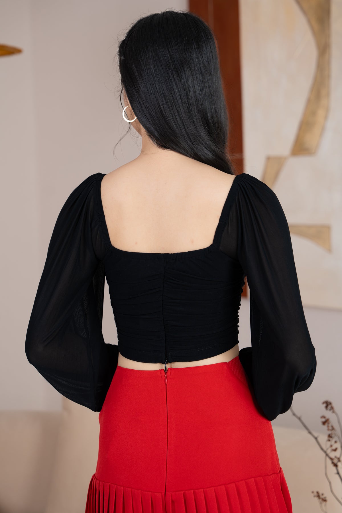 Sabrina Padded Long Sleeves Ruched Mesh Top in Black