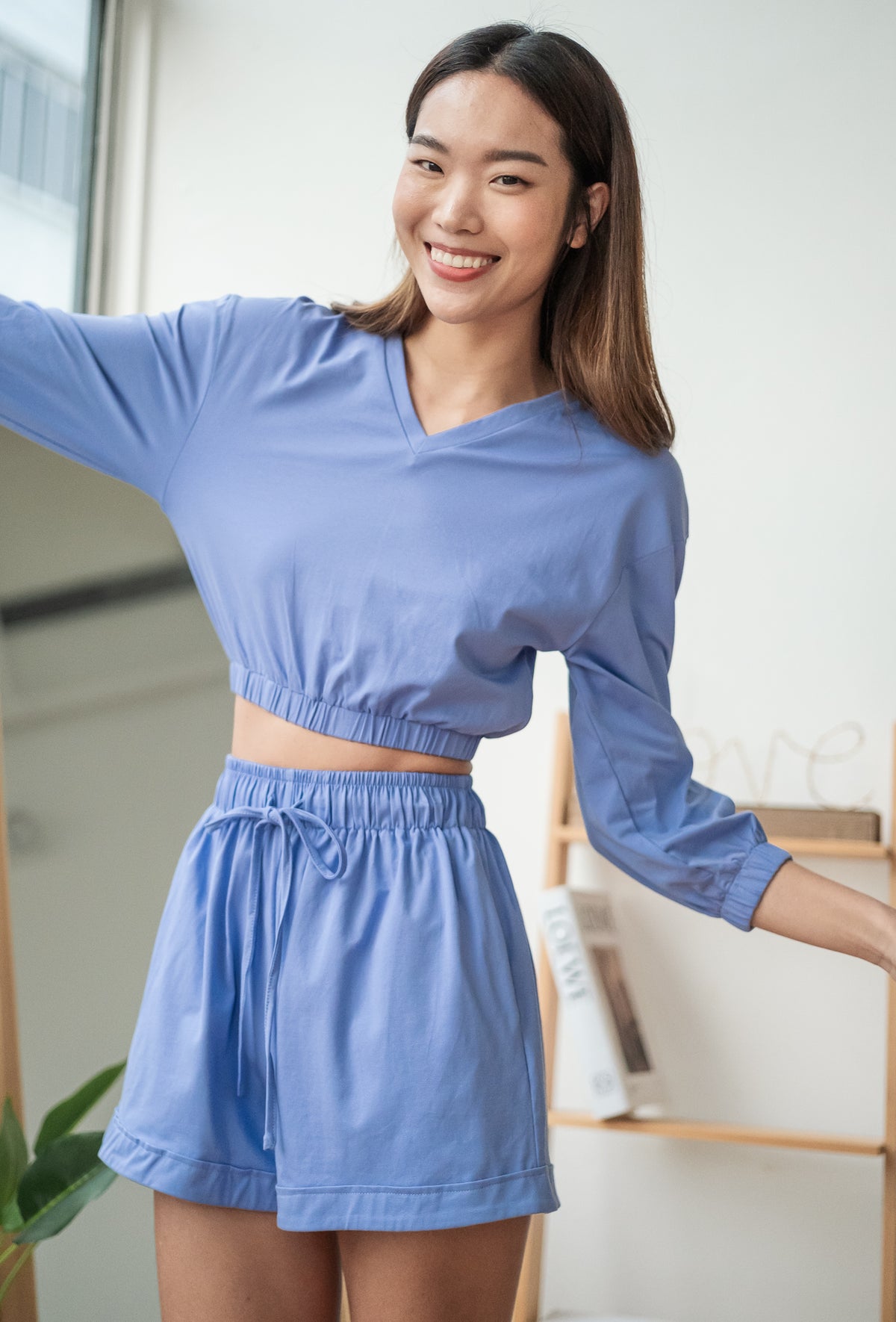 V-Neck Sleeved Cropped Top in Periwinkle