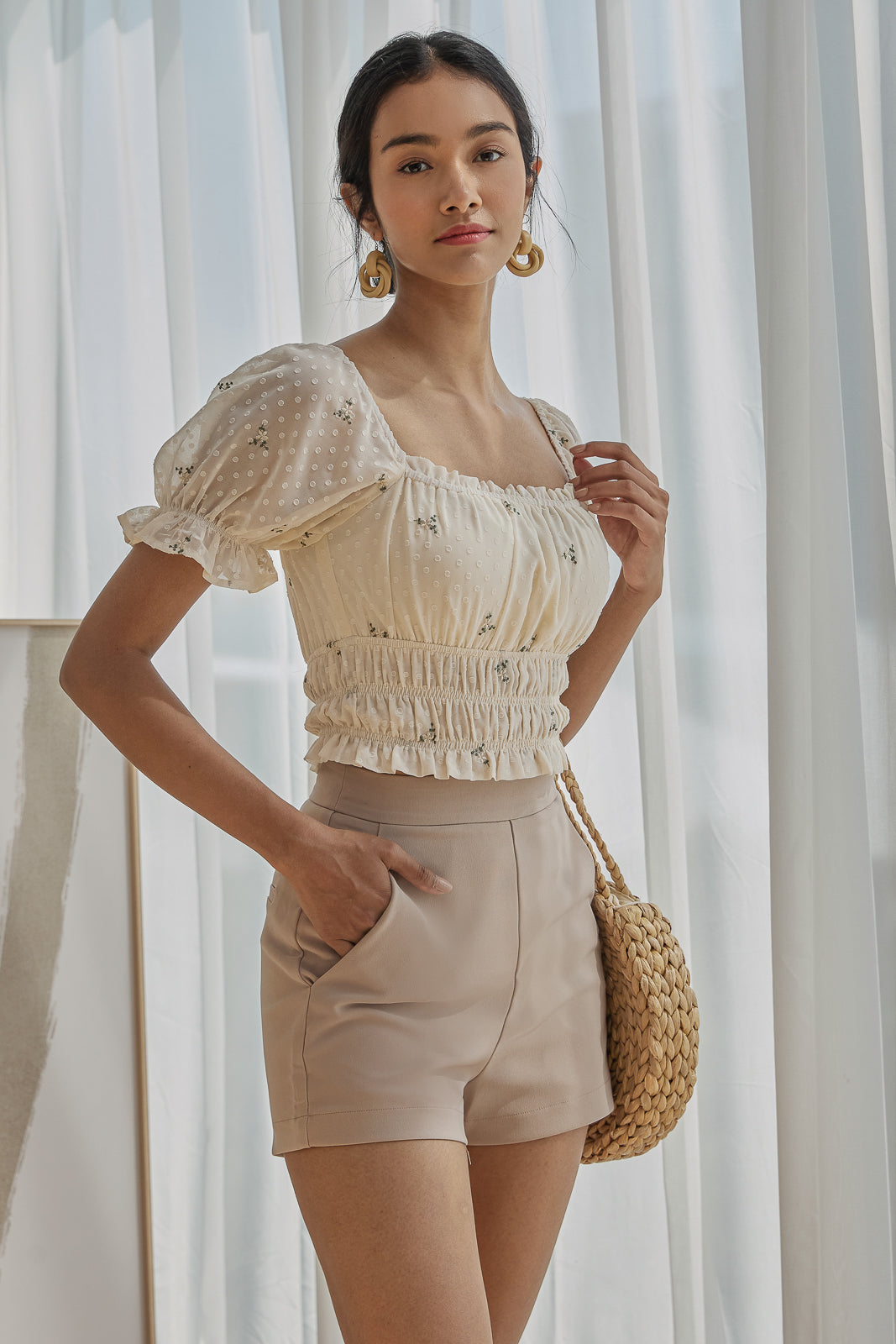 Elemental Waisted Shorts in Sand