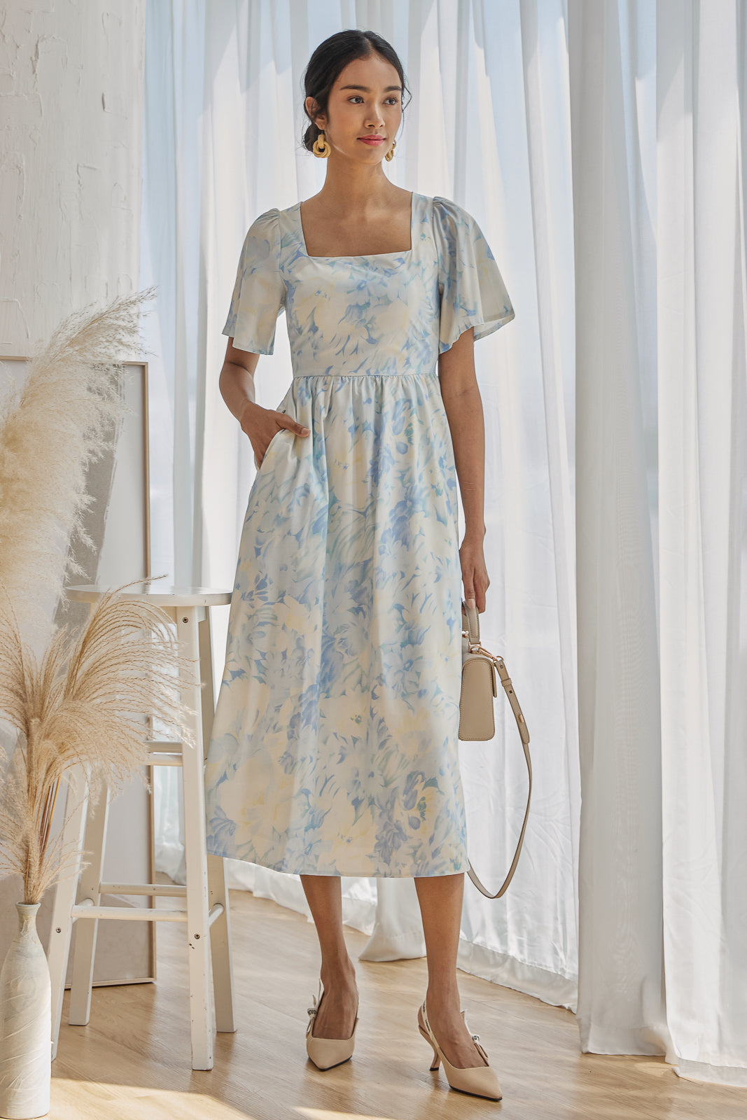 Hibiscus Maxi Dress in Sky
