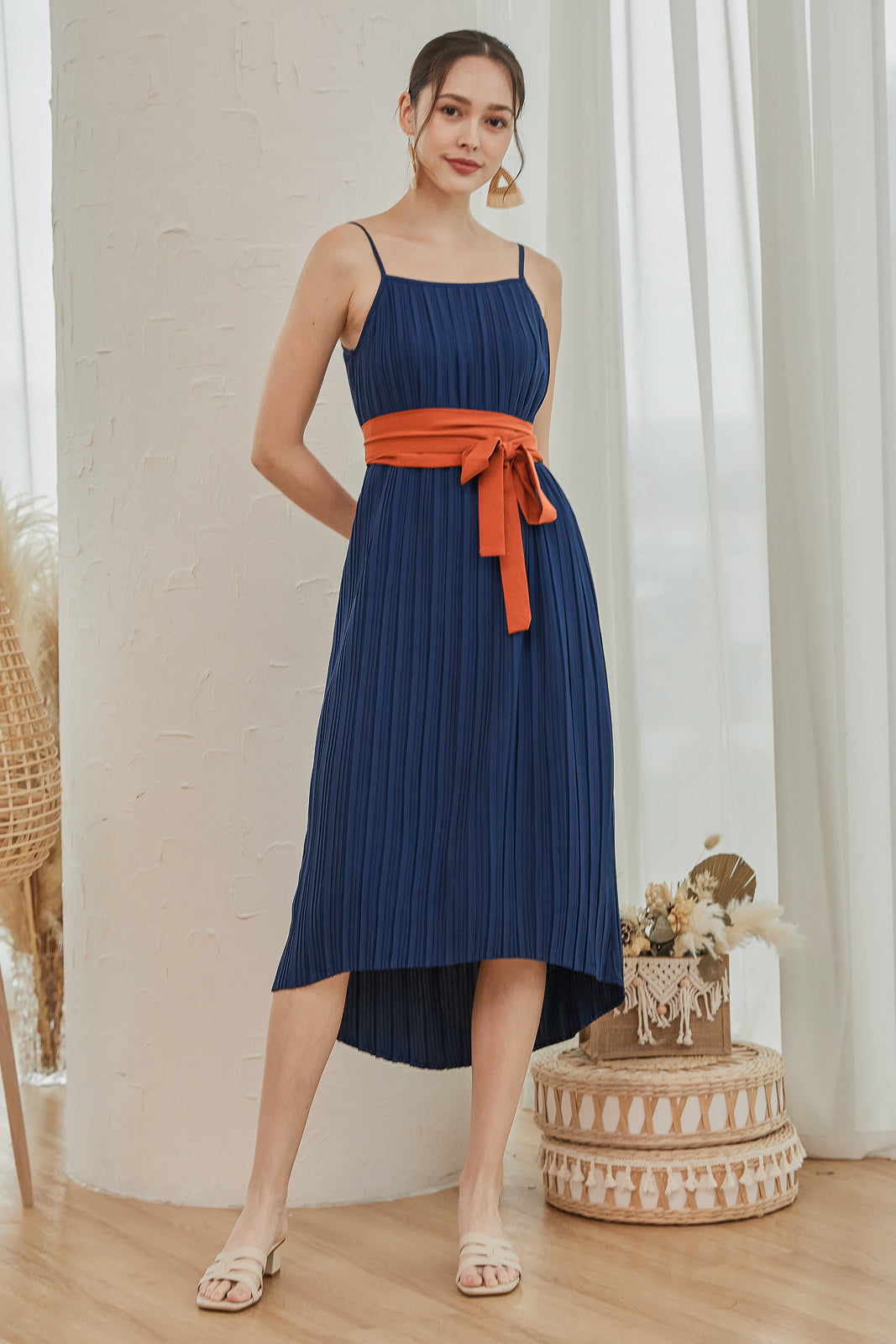 Sicily Contrast Sash Pleated Dress in Royal Blue