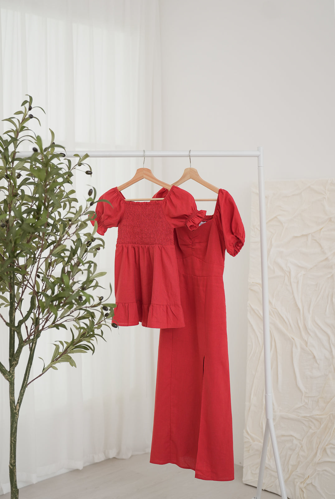 Adeline Sweetheart Dress in Coral Red